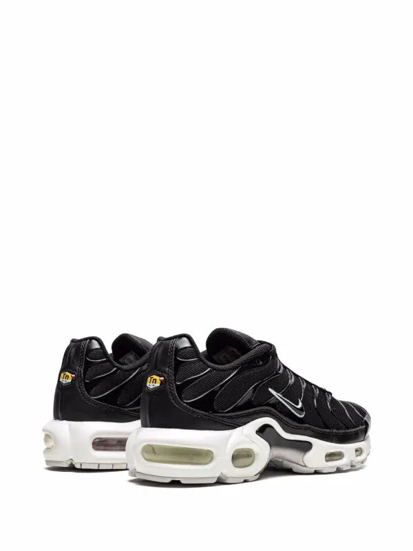 Nike Air Max TN Black and White